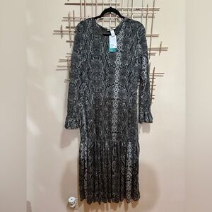 H&M Green Snake Print Maxi Dress